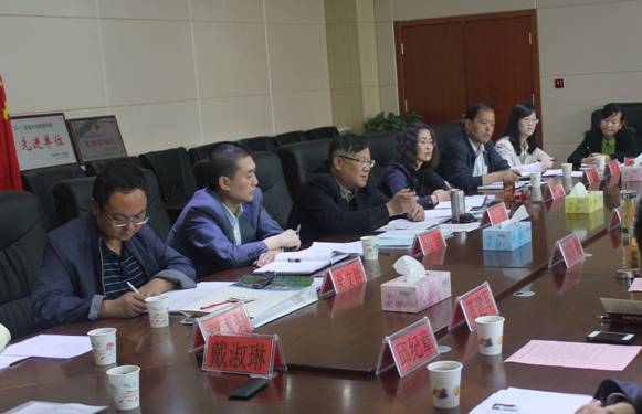 協(xié)調(diào)對接，有序推進(jìn)保稅物流中心項目建設(shè)